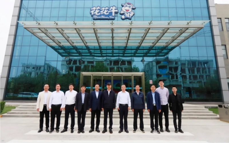 中国工程院院士任发政莅临玩球通(中国)一站式服务平台乳业集团调研指导工作 中国工程院院士任发政莅临玩球通(中国)一站式服务平台乳业集团调研指导工作